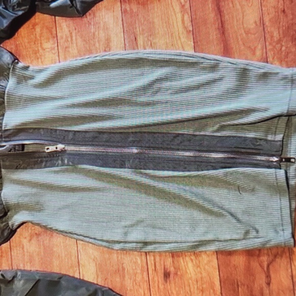 NWT Army green zipper front dress M - Picture 8 of 10